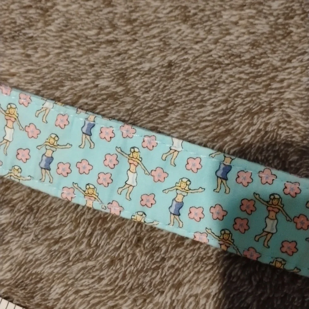 Vineyard Vines Hula Girl Clearwater Ribbon Belt Size M